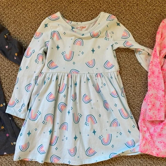 Multiple Girl Dresses - Picture 4 of 9